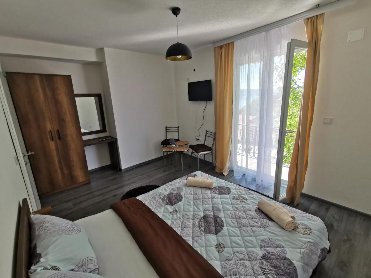 Gopo Guesthouse Elshani Eksteriør bilde