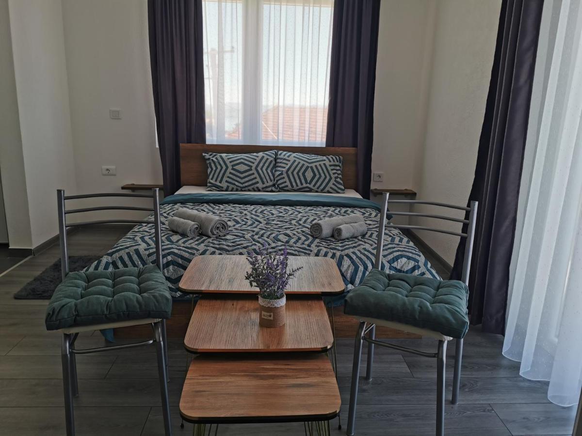 Gopo Guesthouse Elshani Eksteriør bilde