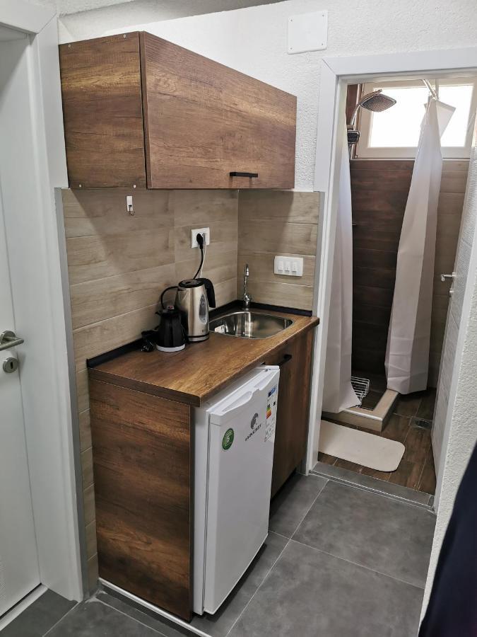 Gopo Guesthouse Elshani Eksteriør bilde